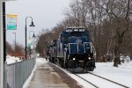 PO-3 7585 at Freeport Station